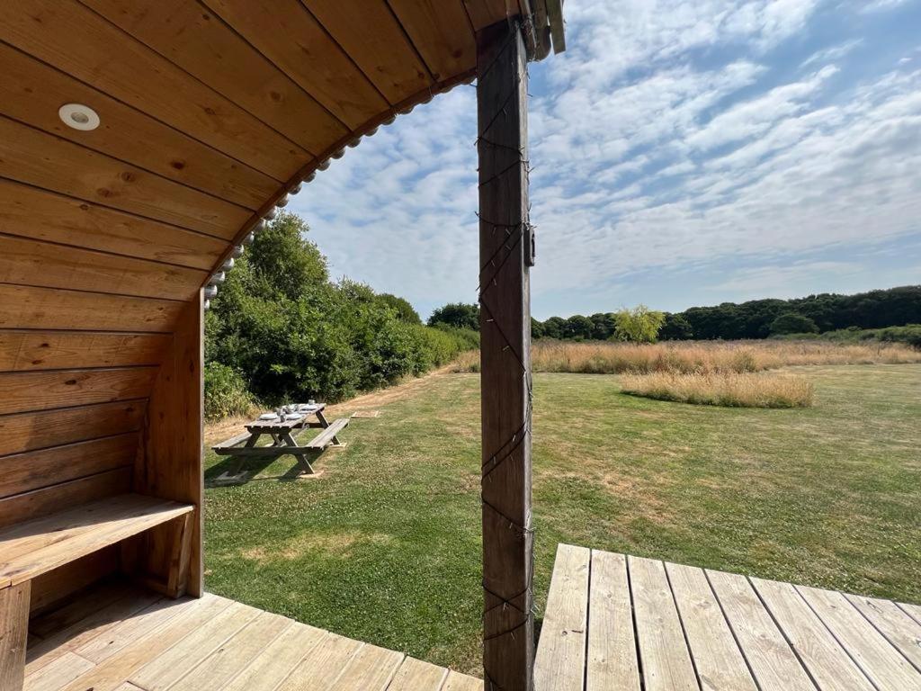 Cosy Cabins At Westfield Farm, Isle Of Wight Yarmouth  Exterior photo